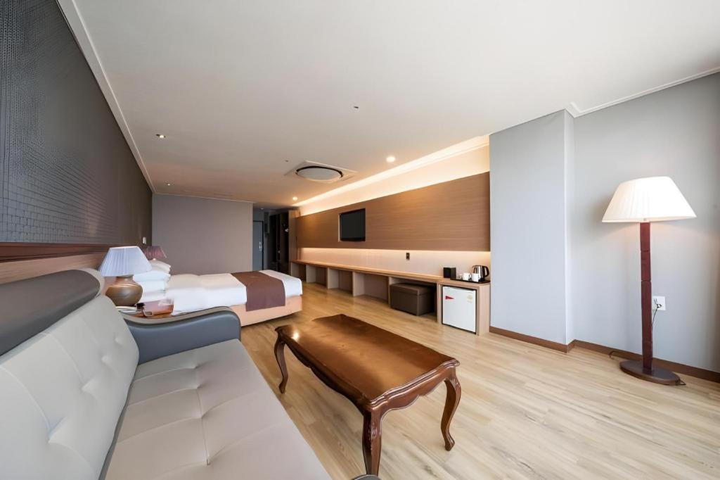 Hotel Homers Busan Ngoại thất bức ảnh